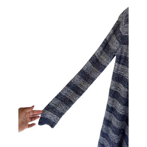 Barefoot Dreams Blue‎ Bamboo CozyChic Lite Striped Cardigan Size Small Medium - Picture 4 of 7